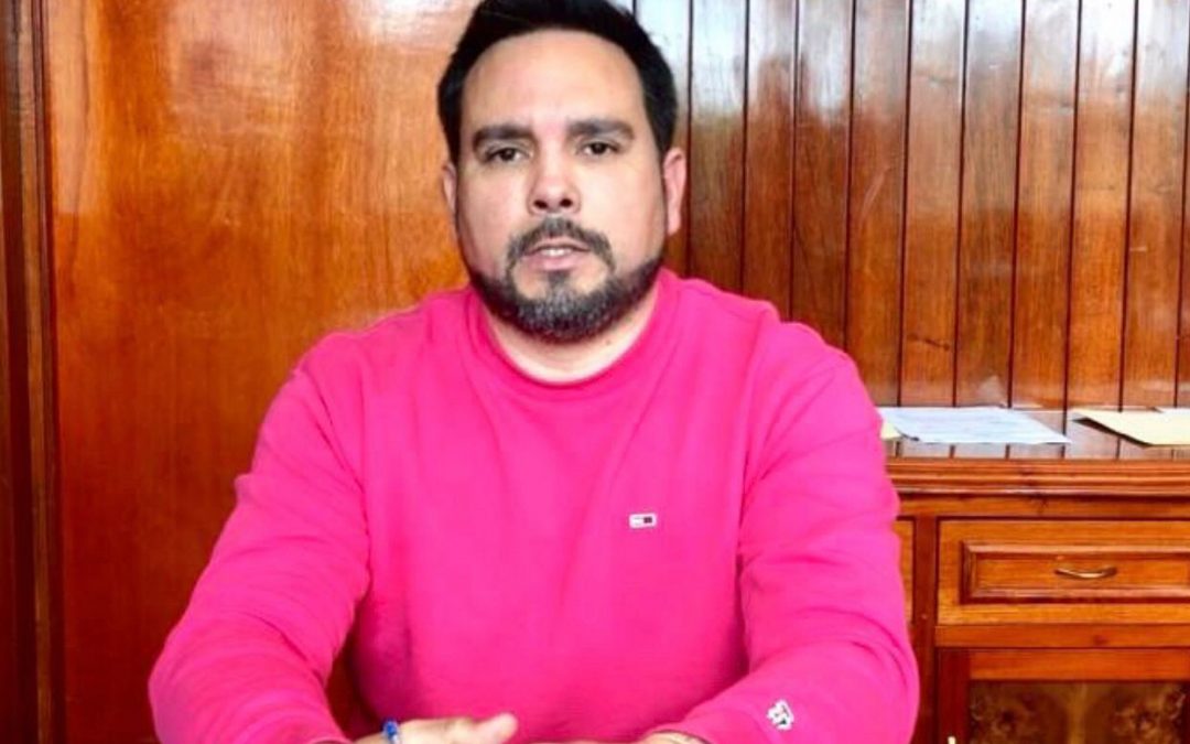 Marcos Isleño ordena reducir 50 por ciento salario de directores y jefes de área